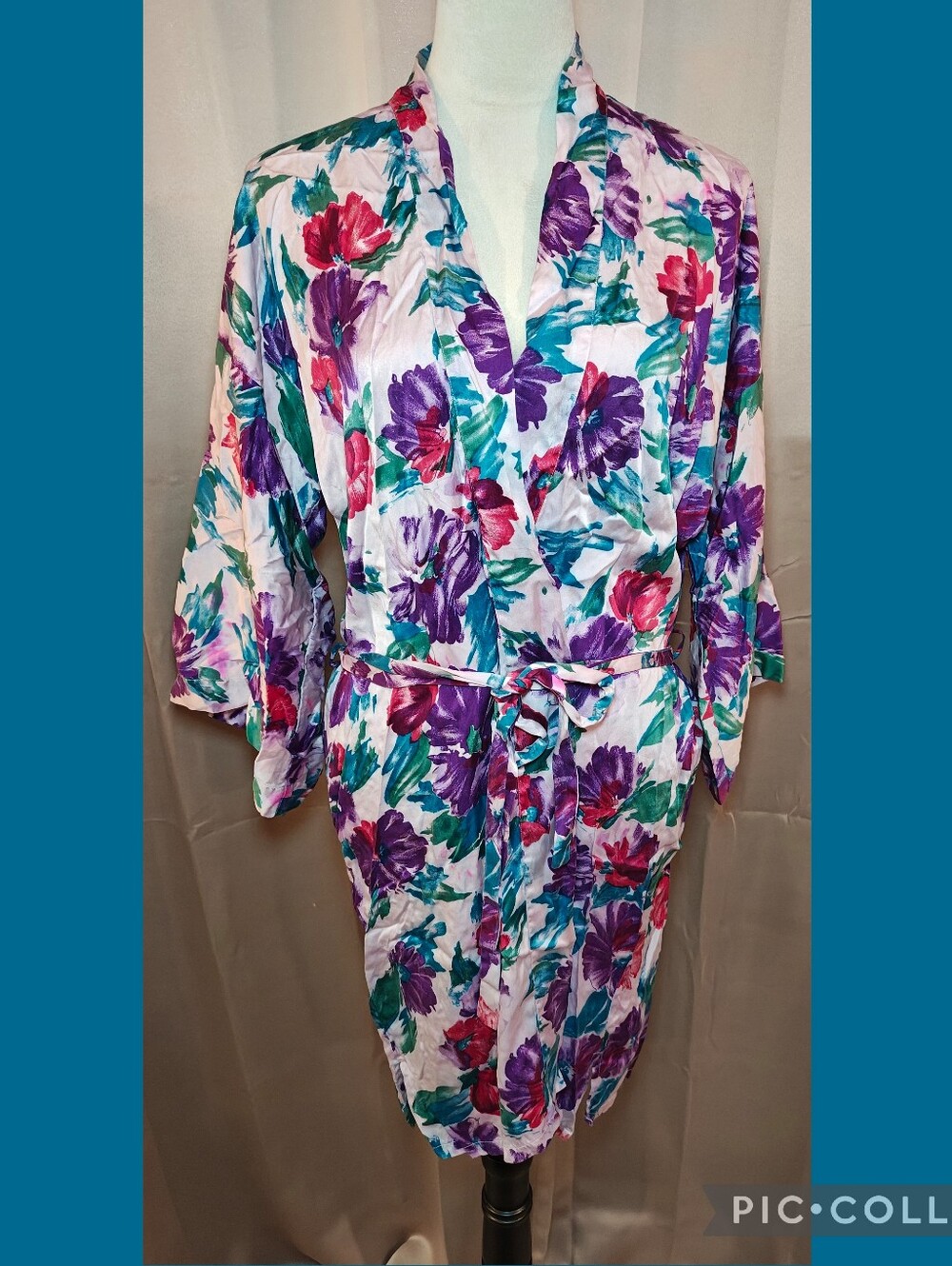💐80's Victoria's Secret Gold Crown Label SILK Watercolor Floral Robe w Tie💐